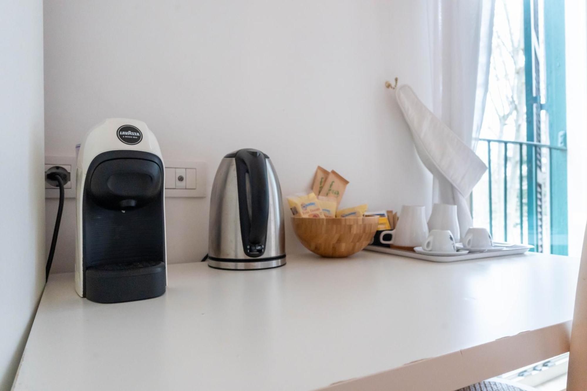 Ihh Suites Рим Экстерьер фото