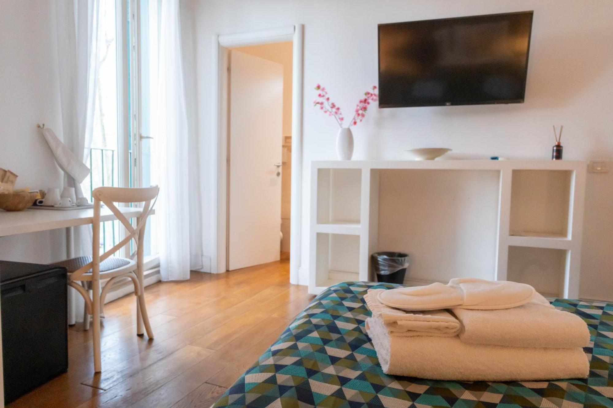 Ihh Suites Рим Экстерьер фото