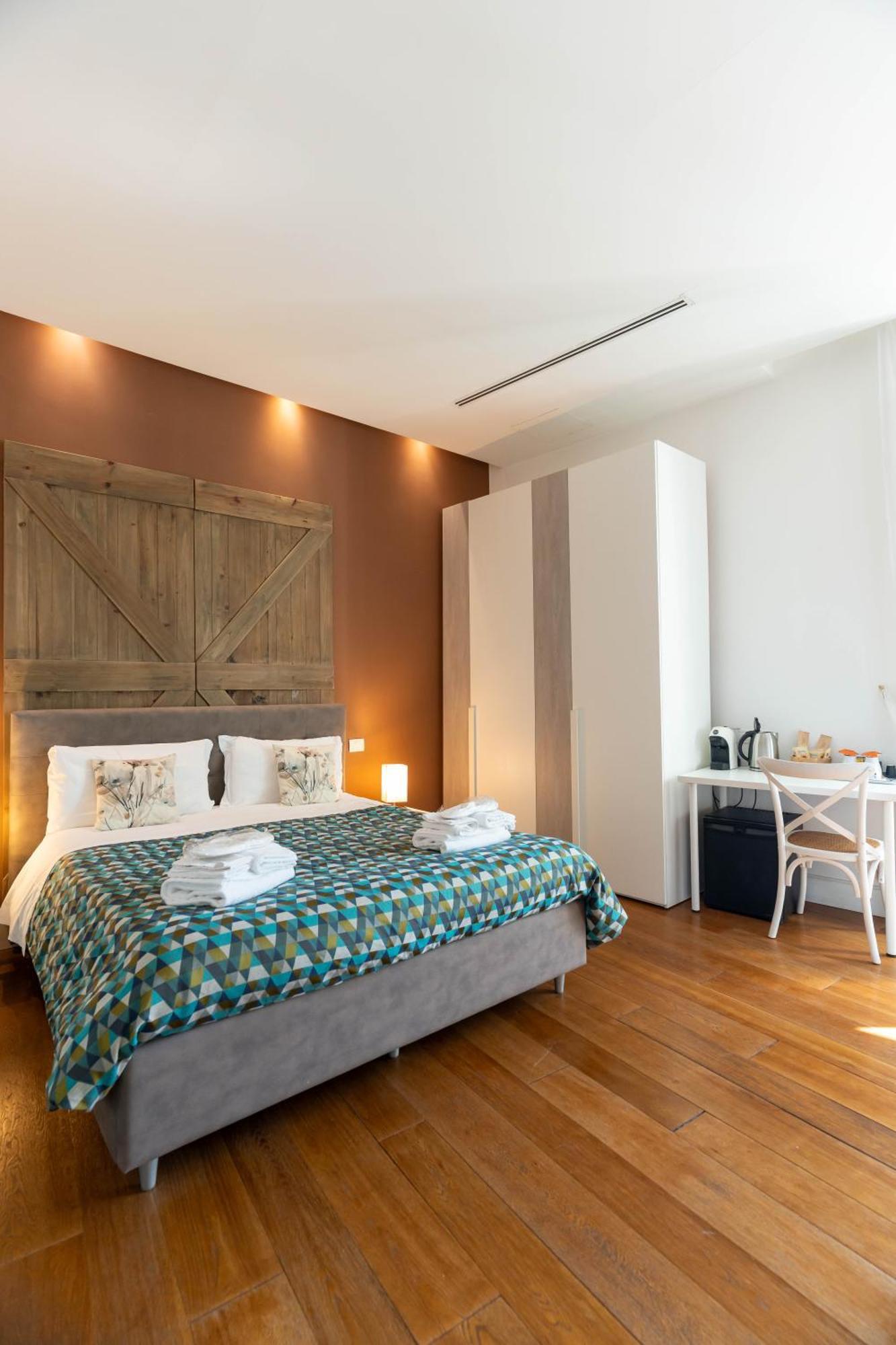 Ihh Suites Рим Экстерьер фото