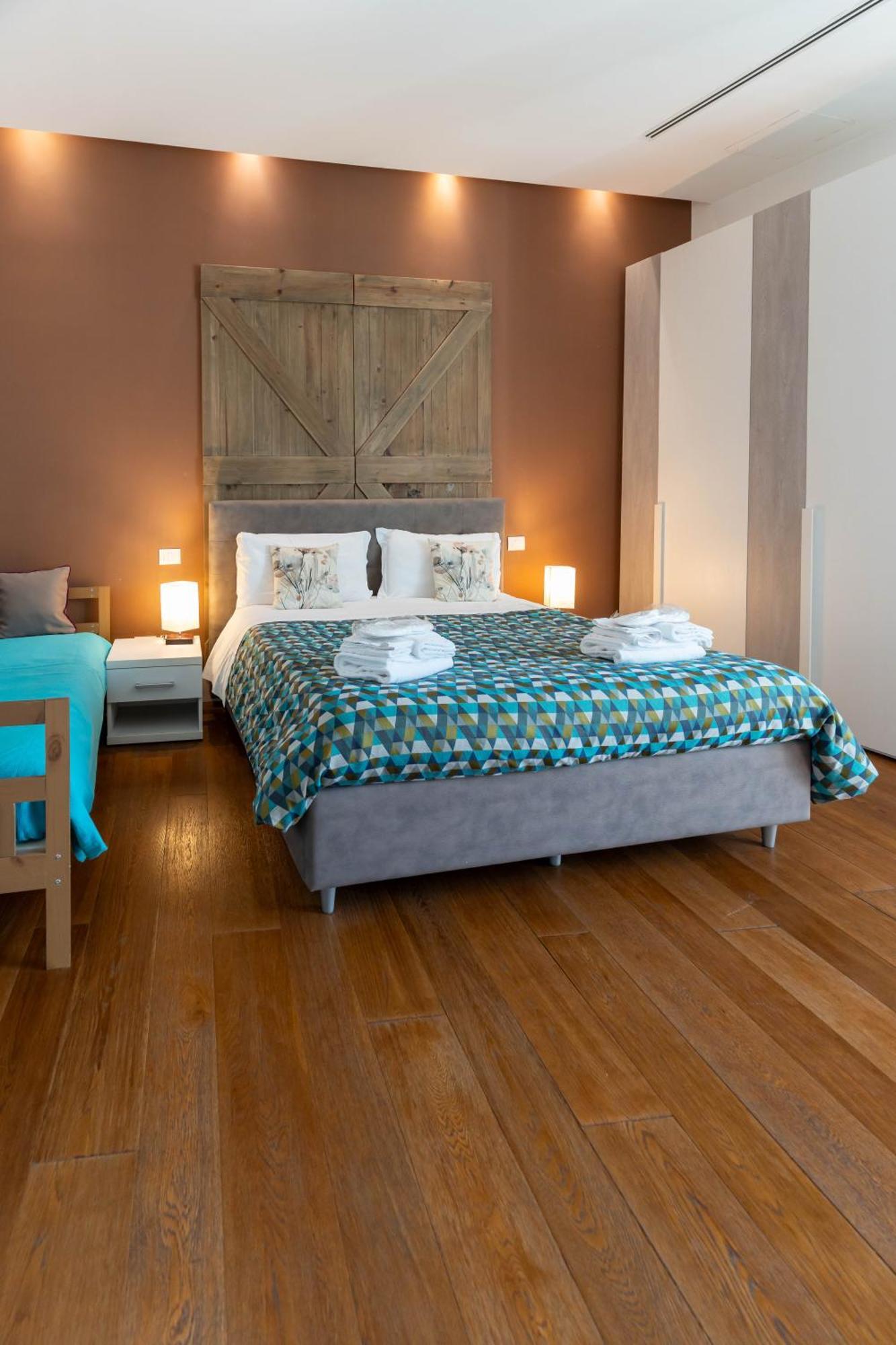 Ihh Suites Рим Экстерьер фото